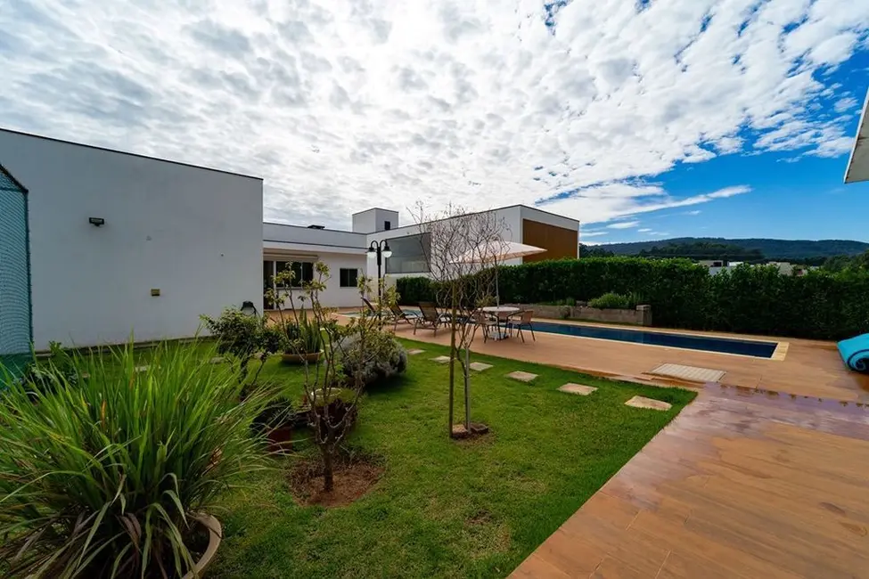 Casa de Condomínio com 4 quartos à venda, 398m2 em Cabreuva - SP - imagem 2 Foto 2 de Casa de Condomínio com 4 quartos à venda, 398m2 em Cabreuva - SP