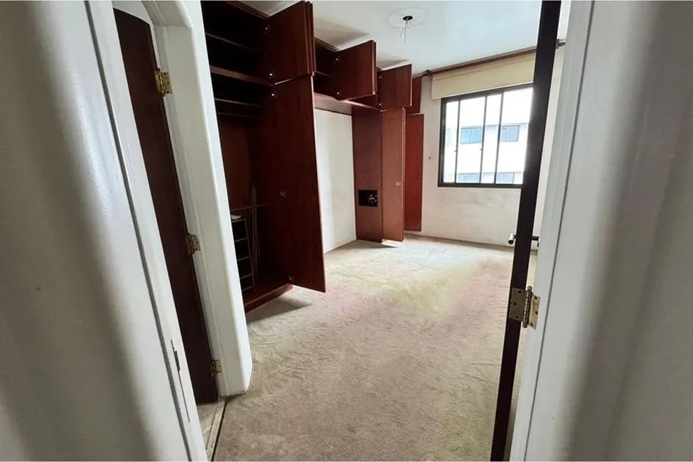 Foto 4 de Apartamento com 4 quartos à venda, 217m2 em Brooklin Paulista, São Paulo - SP