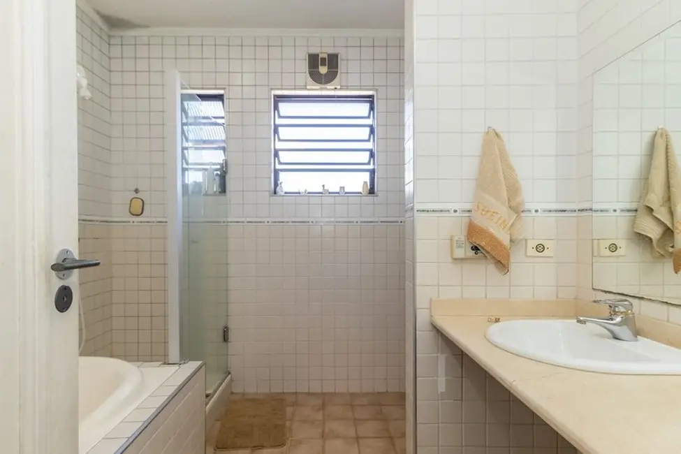 Casa de Condomínio com 5 quartos à venda, 500m2 em Vila Indiana, São Paulo - SP - imagem 6 Foto 6 de Casa de Condomínio com 5 quartos à venda, 500m2 em Vila Indiana, São Paulo - SP