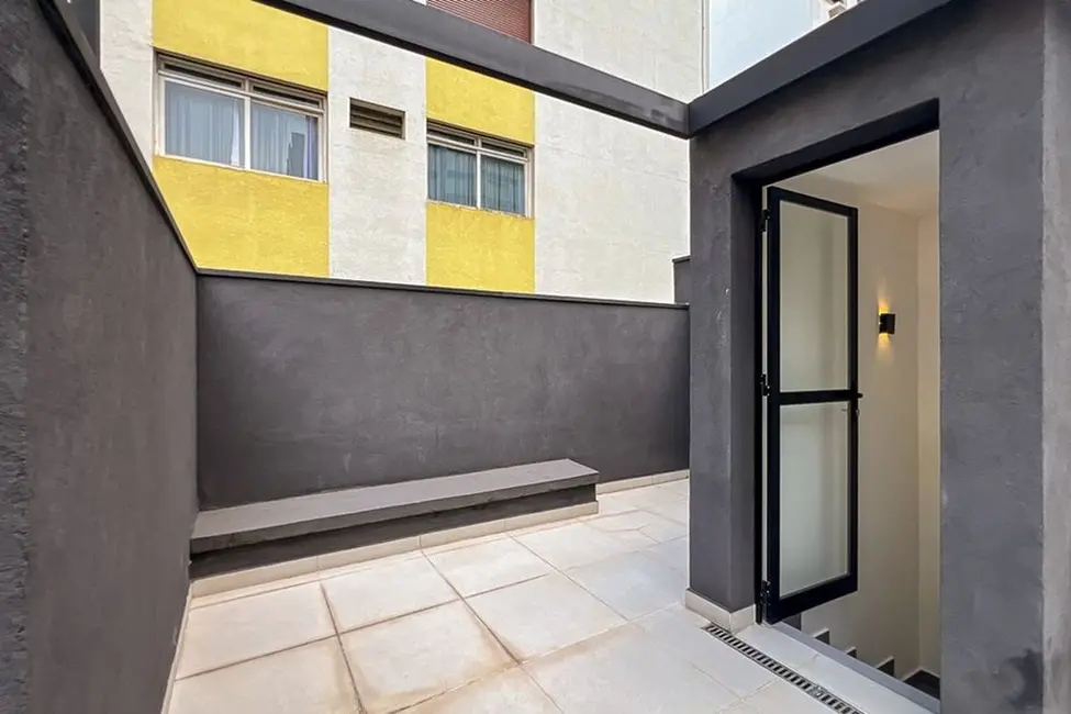 Casa de Condomínio com 2 quartos à venda, 181m2 em Higienópolis, São Paulo - SP - imagem 3 Foto 3 de Casa de Condomínio com 2 quartos à venda, 181m2 em Higienópolis, São Paulo - SP