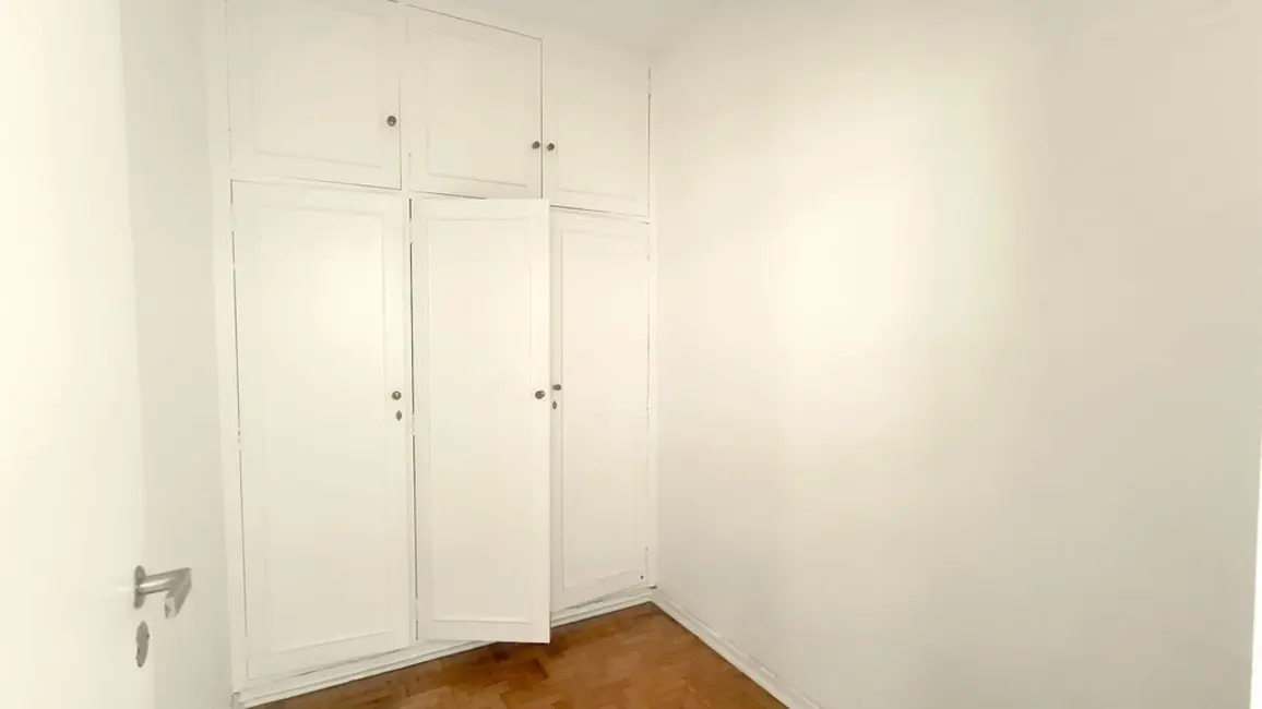 Foto 8 de Apartamento com 3 quartos à venda, 175m2 em Cerqueira César, São Paulo - SP