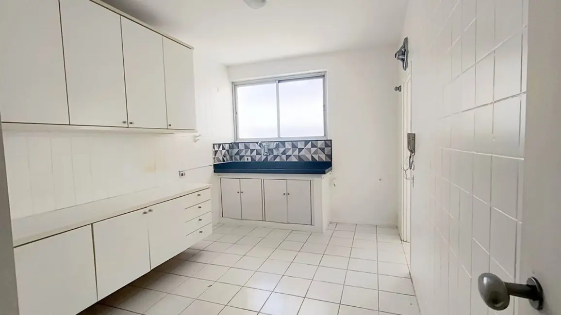Foto 5 de Apartamento com 3 quartos à venda, 175m2 em Cerqueira César, São Paulo - SP