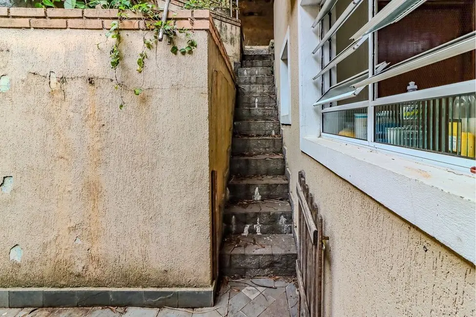 Foto 2 de Casa de Condomínio com 2 quartos à venda, 160m2 em Vila Mangalot, São Paulo - SP