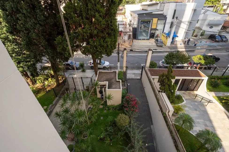 Foto 4 de Apartamento com 3 quartos à venda, 66m2 em Moema, São Paulo - SP