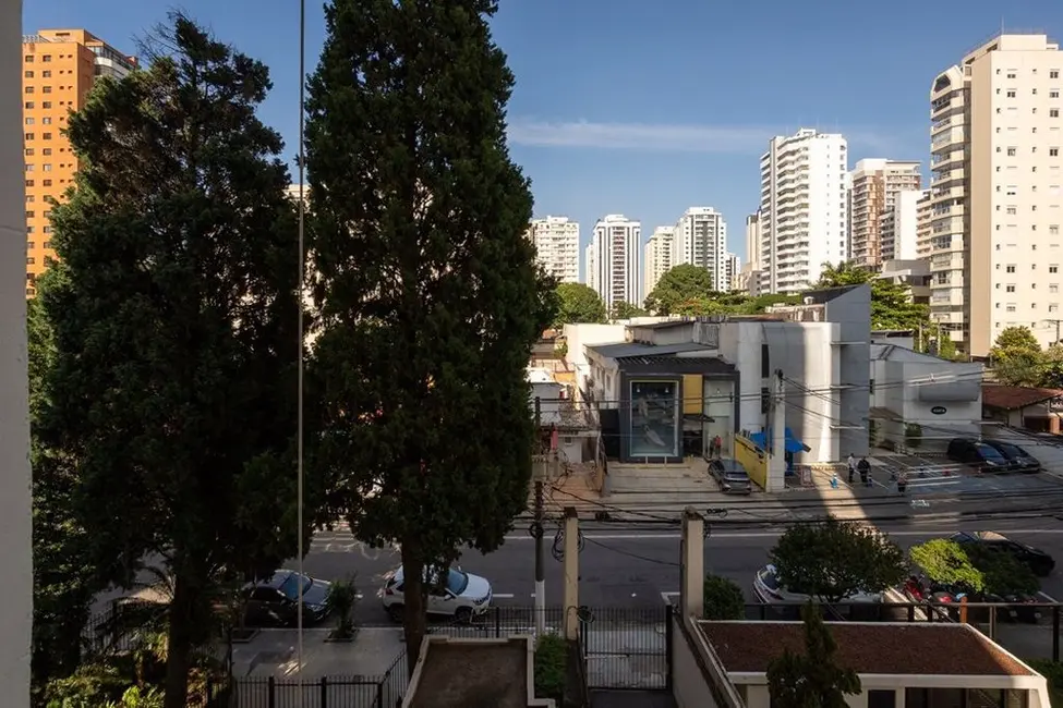 Foto 5 de Apartamento com 3 quartos à venda, 66m2 em Moema, São Paulo - SP