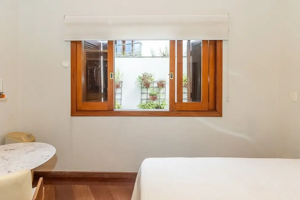 Foto 7 de Casa de Condomínio com 4 quartos à venda, 237m2 em Jardim Marajoara, São Paulo - SP