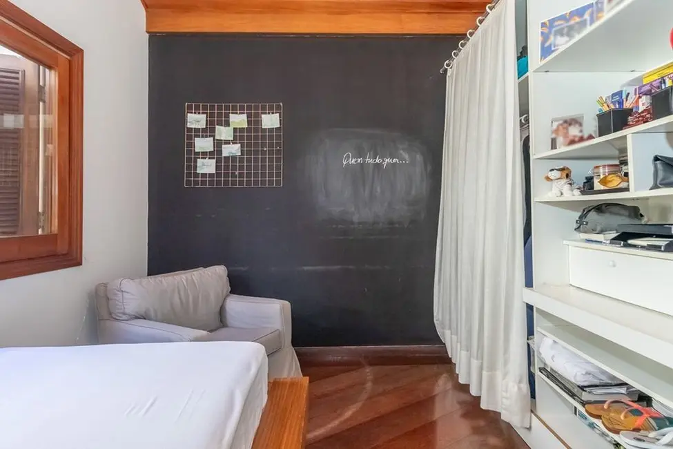 Foto 3 de Casa de Condomínio com 4 quartos à venda, 237m2 em Jardim Marajoara, São Paulo - SP