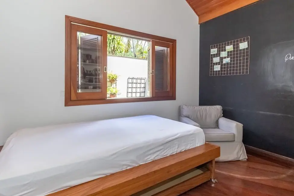 Foto 2 de Casa de Condomínio com 4 quartos à venda, 237m2 em Jardim Marajoara, São Paulo - SP