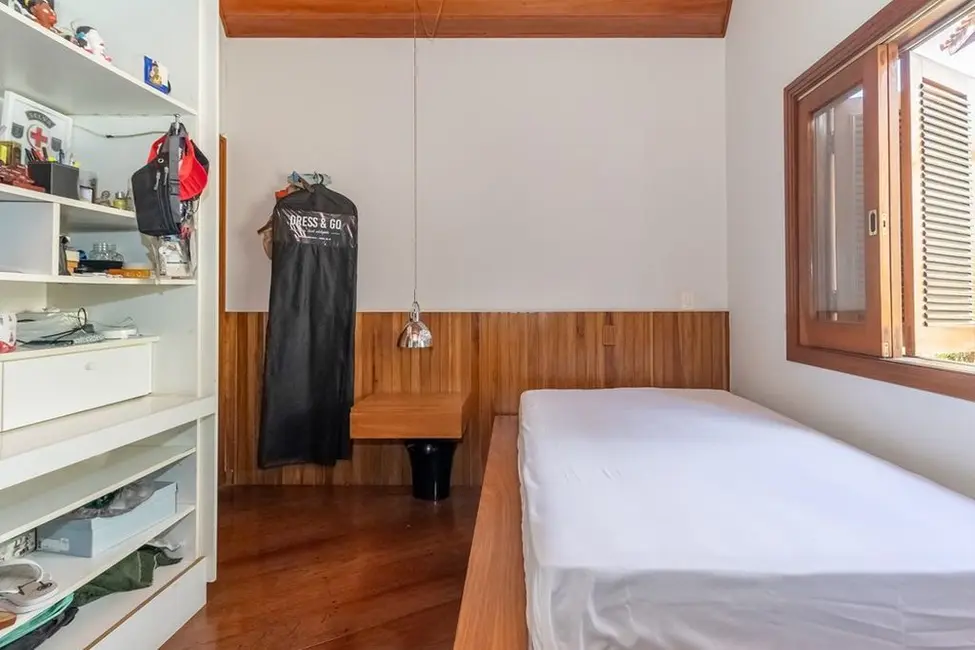 Foto 4 de Casa de Condomínio com 4 quartos à venda, 237m2 em Jardim Marajoara, São Paulo - SP