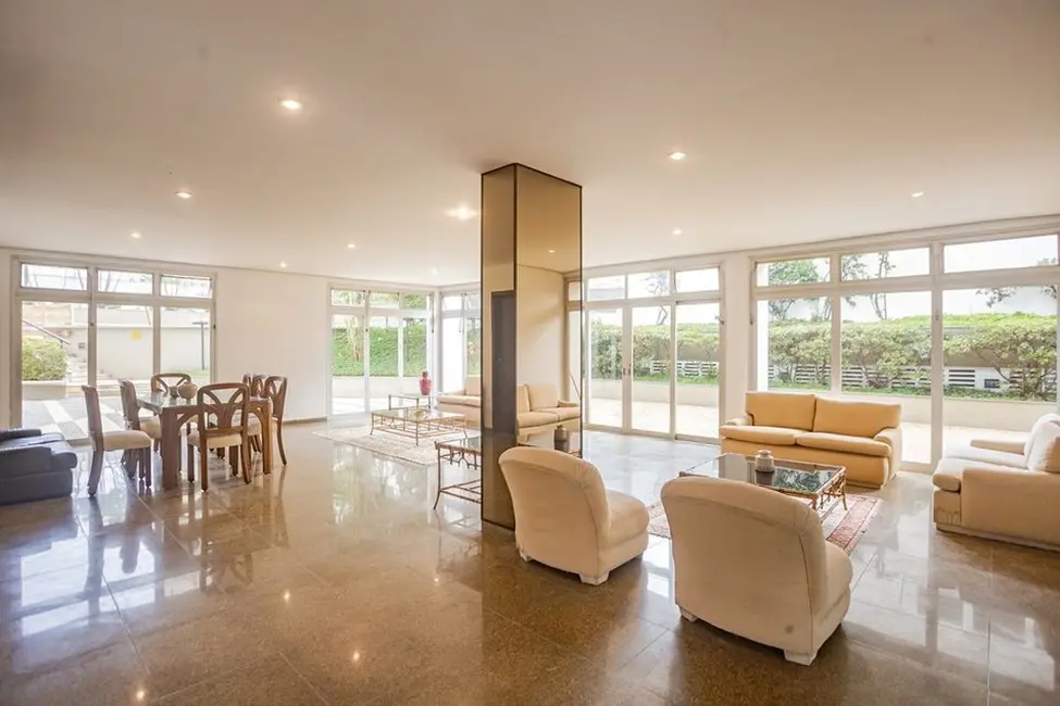 Foto 2 de Apartamento com 4 quartos à venda, 220m2 em Campo Belo, São Paulo - SP