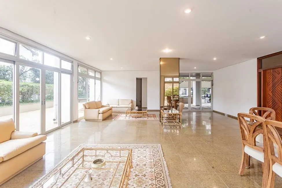Foto 3 de Apartamento com 4 quartos à venda, 220m2 em Campo Belo, São Paulo - SP