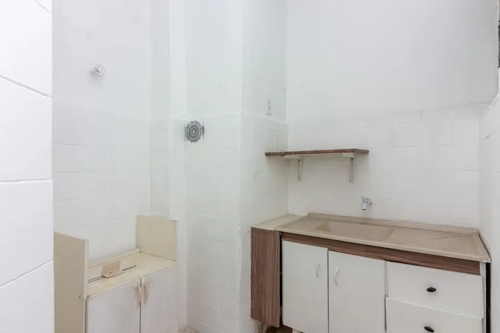 Sala Comercial à venda, 84m2 em República, São Paulo - SP - imagem 5 Foto 5 de Sala Comercial à venda, 84m2 em República, São Paulo - SP
