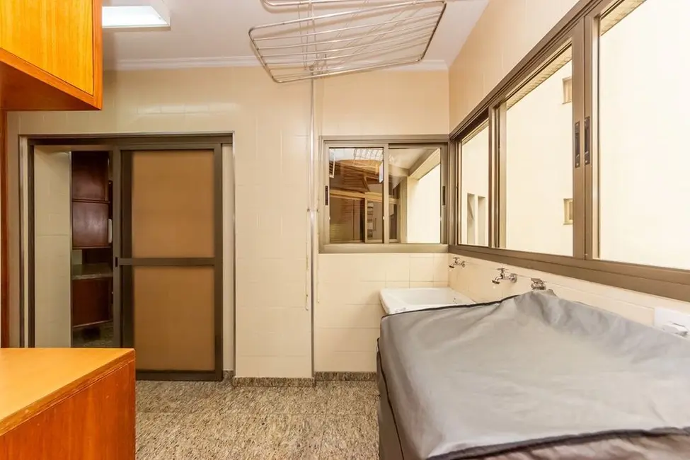 Apartamento com 3 quartos à venda, 301m2 em Vila Mariana, São Paulo - SP - imagem 6 Foto 6 de Apartamento com 3 quartos à venda, 301m2 em Vila Mariana, São Paulo - SP