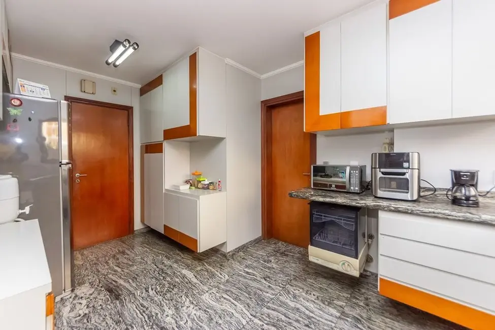 Foto 3 de Apartamento com 4 quartos à venda, 186m2 em Vila Mariana, São Paulo - SP