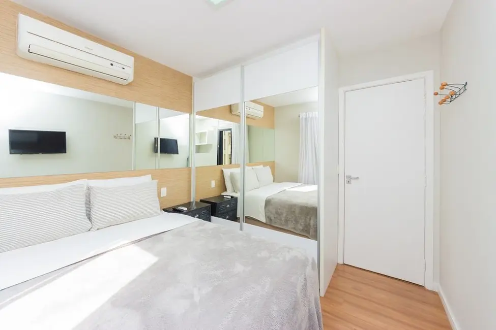 Apartamento com 3 quartos à venda, 93m2 em Vila Olímpia, São Paulo - SP - imagem 2 Foto 2 de Apartamento com 3 quartos à venda, 93m2 em Vila Olímpia, São Paulo - SP