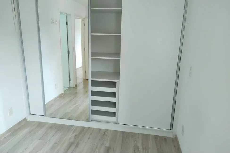 Apartamento com 3 quartos à venda, 71m2 em Bacacheri, Curitiba - PR - imagem 8 Foto 8 de Apartamento com 3 quartos à venda, 71m2 em Bacacheri, Curitiba - PR