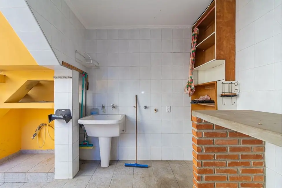 Foto 5 de Casa de Condomínio com 3 quartos à venda, 177m2 em Vila Romero, São Paulo - SP