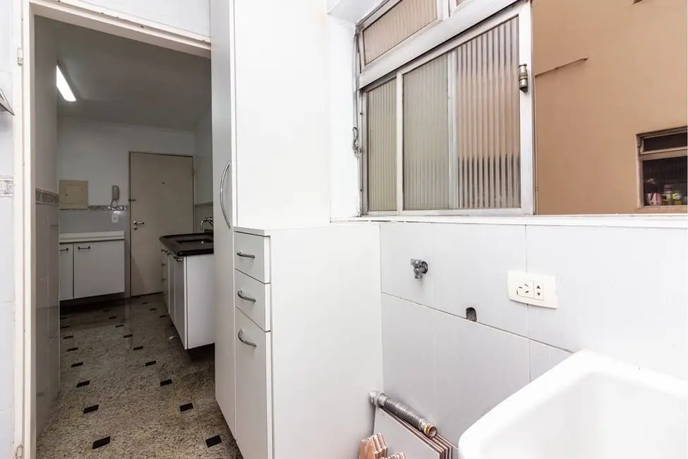 Foto 2 de Apartamento com 2 quartos à venda, 70m2 em Bela Vista, São Paulo - SP