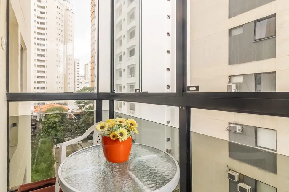 Foto 4 de Apartamento com 2 quartos à venda, 82m2 em Vila Nova Conceição, São Paulo - SP