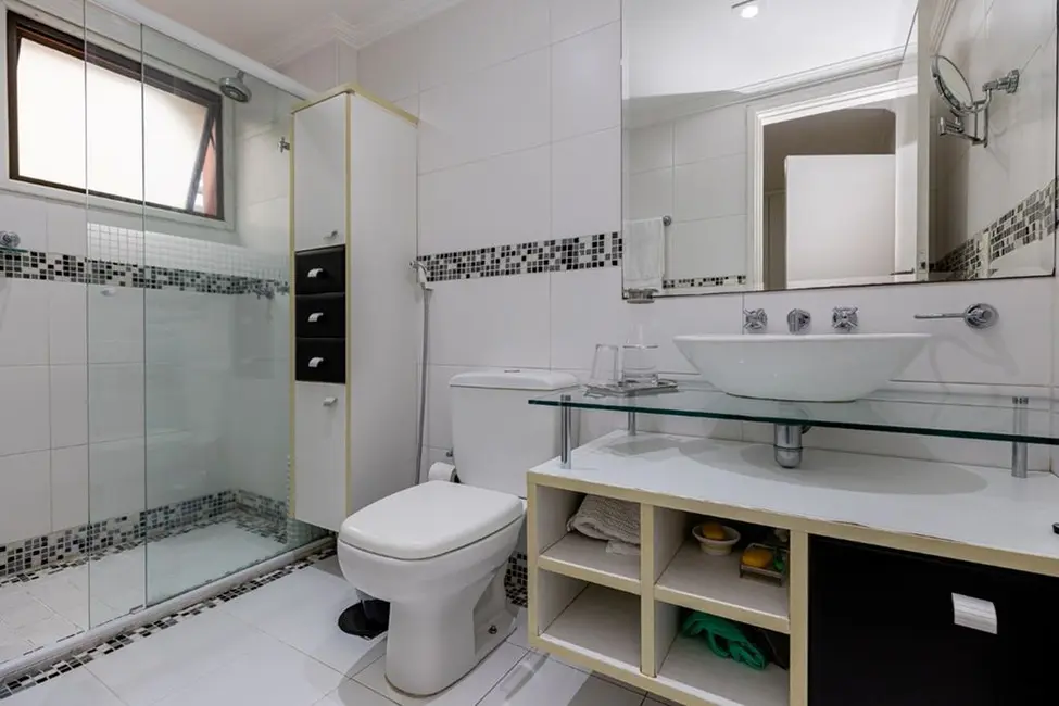 Foto 4 de Apartamento com 3 quartos à venda, 151m2 em Vila Nova Conceição, São Paulo - SP