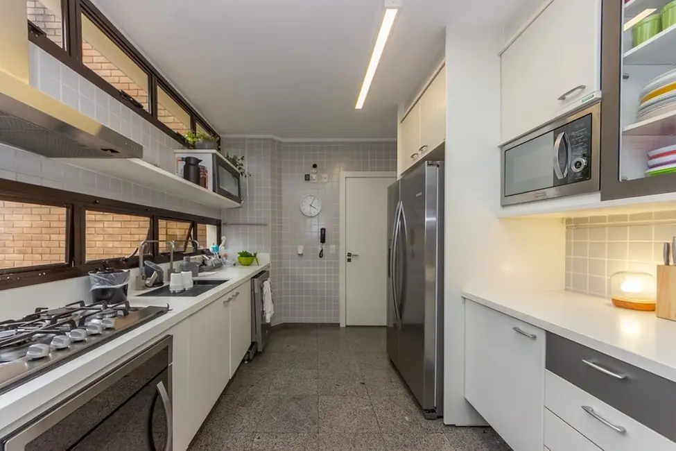 Foto 9 de Apartamento com 4 quartos à venda, 198m2 em Vila Andrade, São Paulo - SP