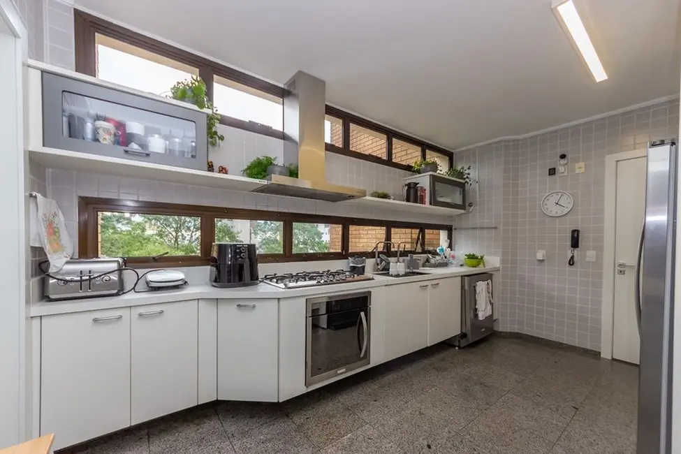 Foto 8 de Apartamento com 4 quartos à venda, 198m2 em Vila Andrade, São Paulo - SP