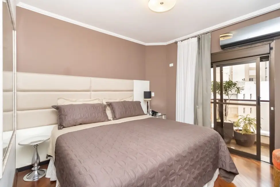Apartamento com 4 quartos à venda, 217m2 em Itaim Bibi, São Paulo - SP - imagem 2 Foto 2 de Apartamento com 4 quartos à venda, 217m2 em Itaim Bibi, São Paulo - SP