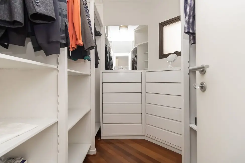 Apartamento com 4 quartos à venda, 217m2 em Itaim Bibi, São Paulo - SP - imagem 9 Foto 9 de Apartamento com 4 quartos à venda, 217m2 em Itaim Bibi, São Paulo - SP