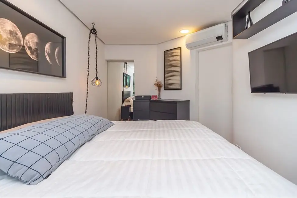 Foto 2 de Cobertura com 2 quartos à venda, 80m2 em Moema, São Paulo - SP
