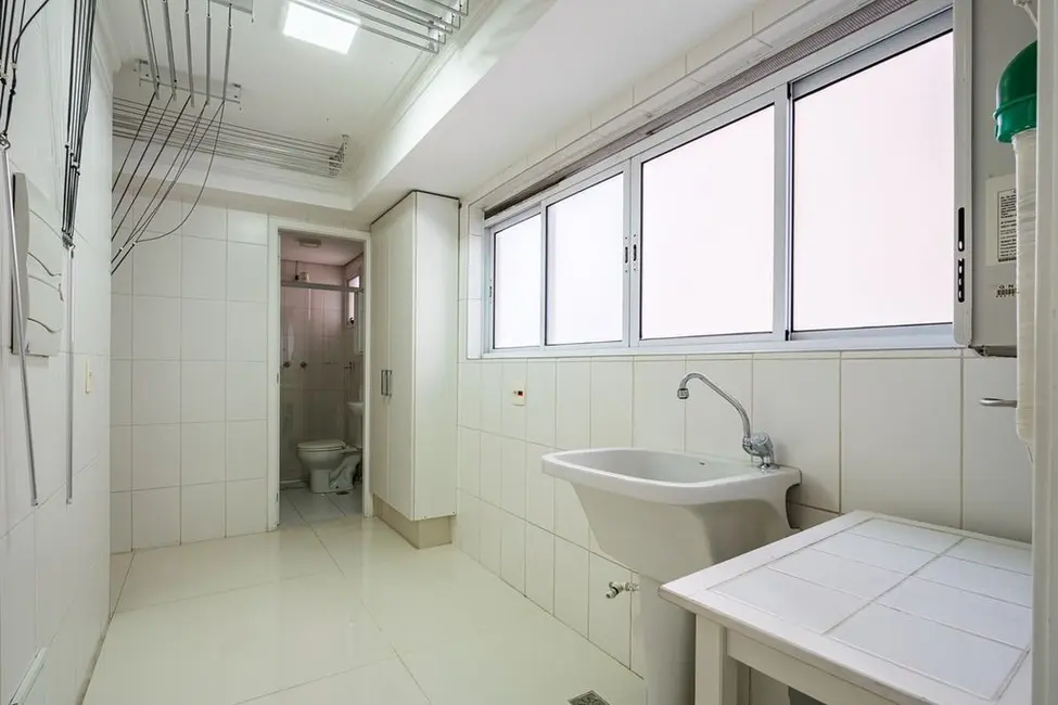 Kitnet com 1 quarto à venda, 28m2 em Vila Mariana, São Paulo - SP - imagem 1 Foto 1 de Kitnet com 1 quarto à venda, 28m2 em Vila Mariana, São Paulo - SP
