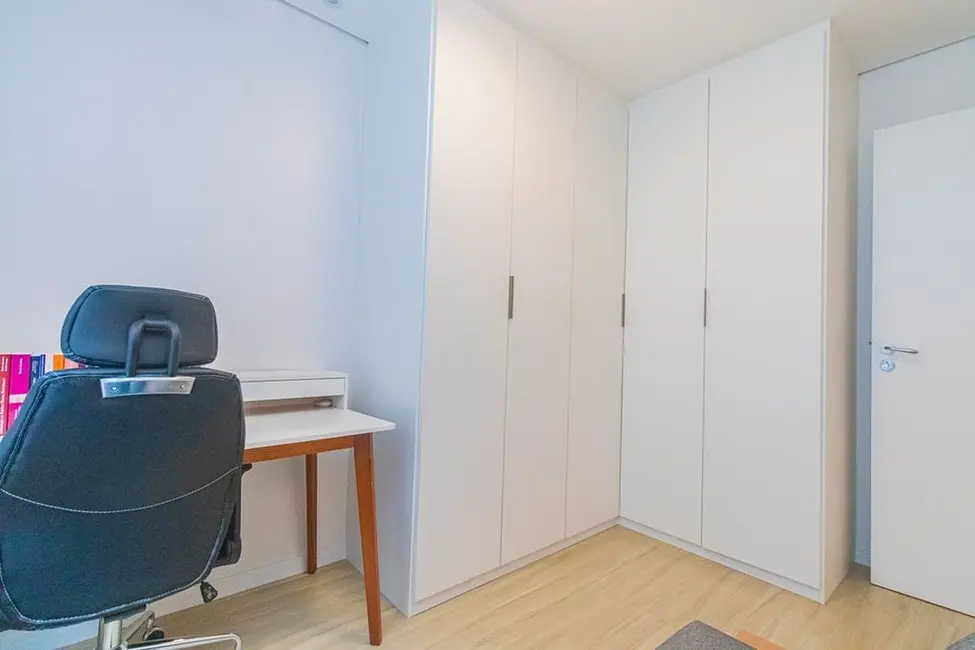 Apartamento com 2 quartos à venda, 53m2 em Moema, São Paulo - SP - imagem 4 Foto 4 de Apartamento com 2 quartos à venda, 53m2 em Moema, São Paulo - SP