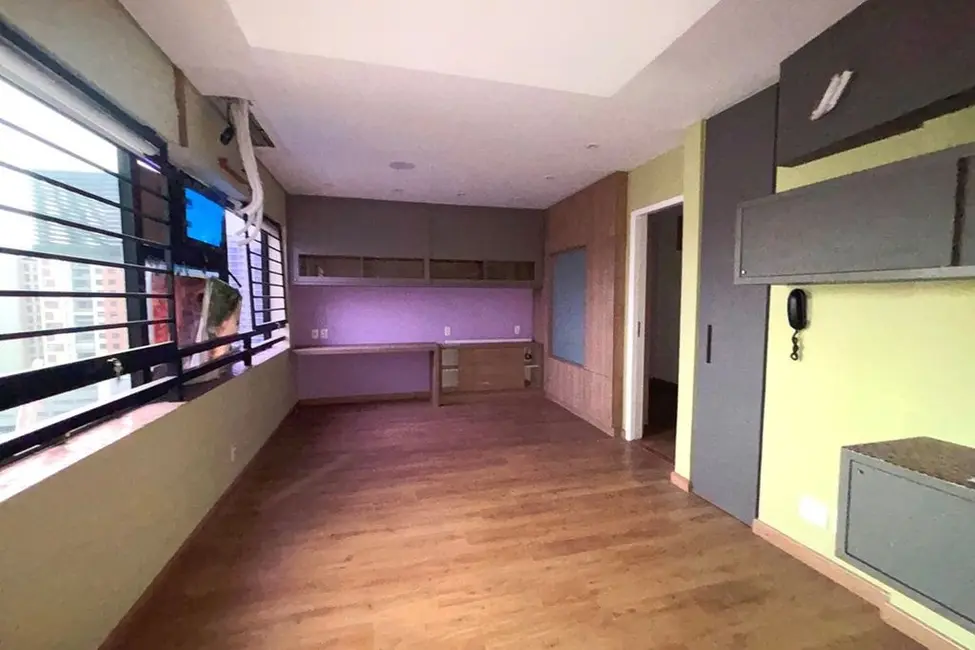 Apartamento com 1 quarto à venda, 82m2 em Rio Branco, Porto Alegre - RS - imagem 1 Foto 1 de Apartamento com 1 quarto à venda, 82m2 em Rio Branco, Porto Alegre - RS