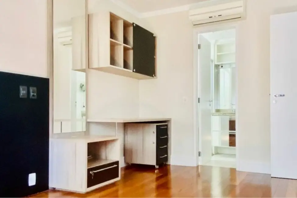 Apartamento com 3 quartos à venda, 157m2 em Perdizes, São Paulo - SP - imagem 8 Foto 8 de Apartamento com 3 quartos à venda, 157m2 em Perdizes, São Paulo - SP