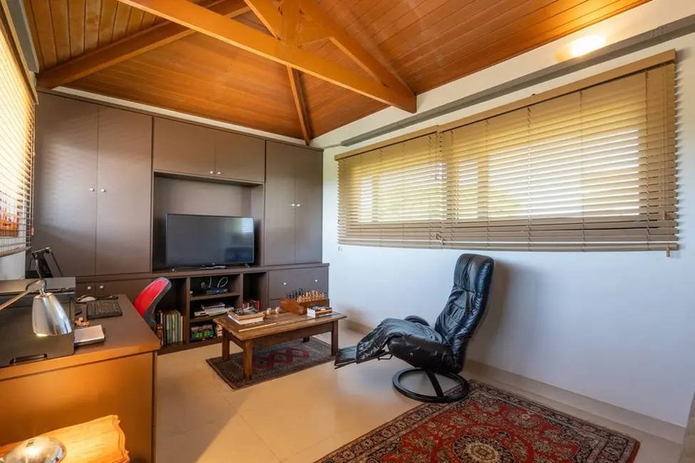 Foto 2 de Casa de Condomínio com 3 quartos à venda, 195m2 em Granja Viana, Cotia - SP