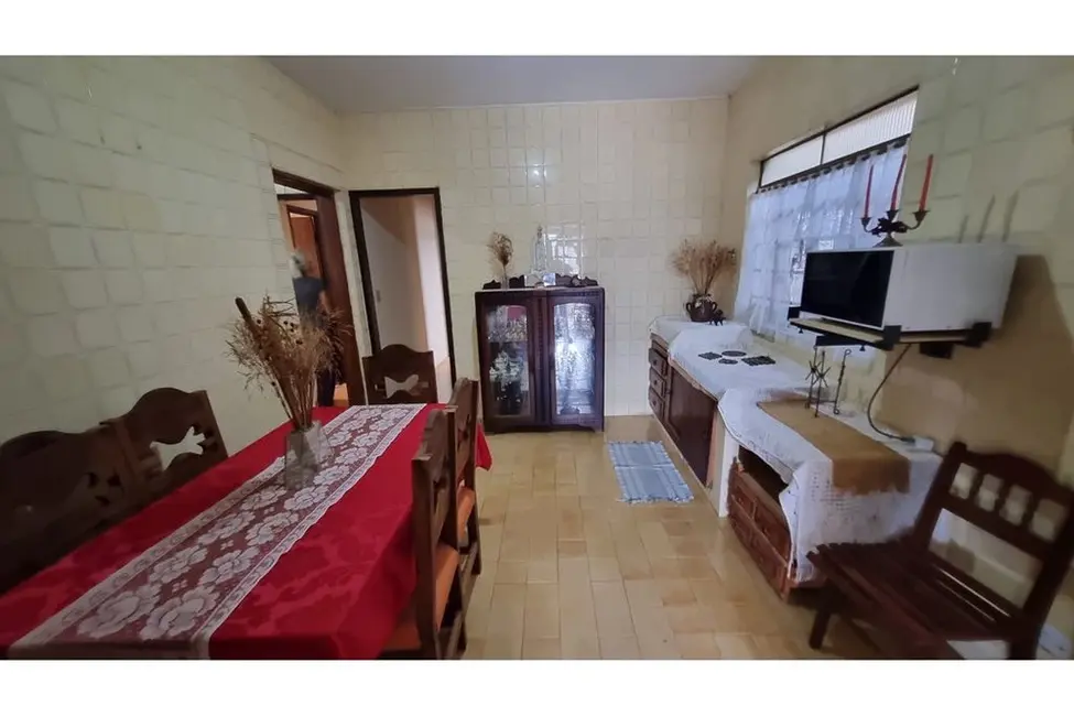 Foto 9 de Casa de Condomínio com 6 quartos à venda, 215m2 em Embuema, Embu Das Artes - SP