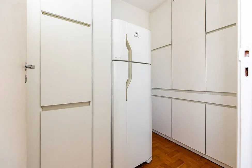 Foto 9 de Apartamento com 3 quartos à venda, 88m2 em Aclimação, São Paulo - SP