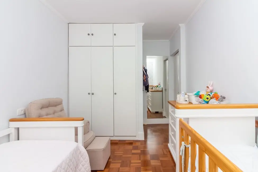 Foto 2 de Apartamento com 3 quartos à venda, 130m2 em Moema, São Paulo - SP