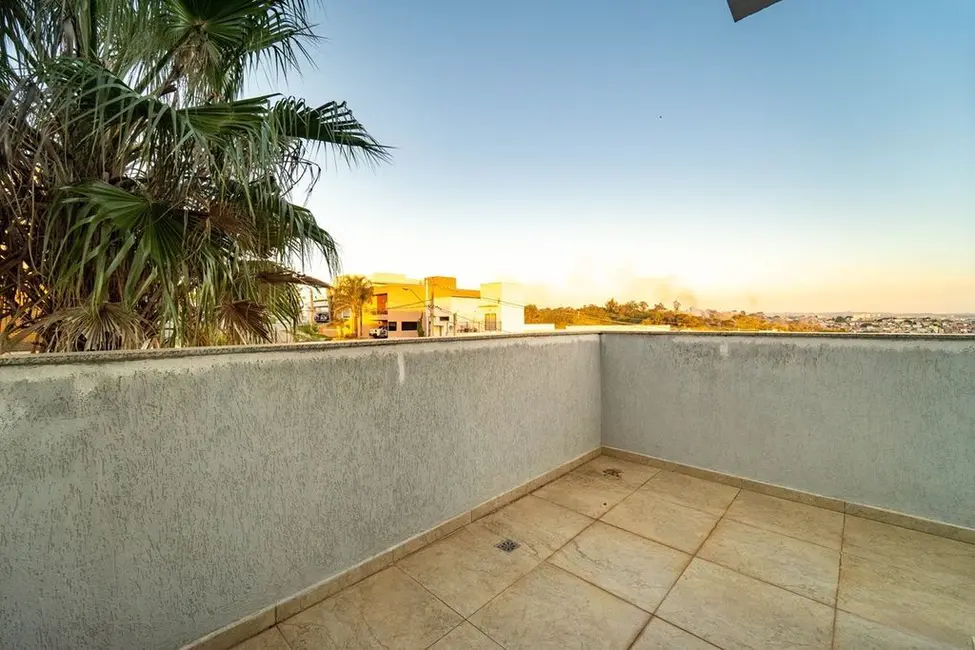 Casa de Condomínio com 4 quartos à venda, 357m2 em Loteamento Vale Azul I, Jundiai - SP - imagem 8 Foto 8 de Casa de Condomínio com 4 quartos à venda, 357m2 em Loteamento Vale Azul I, Jundiai - SP