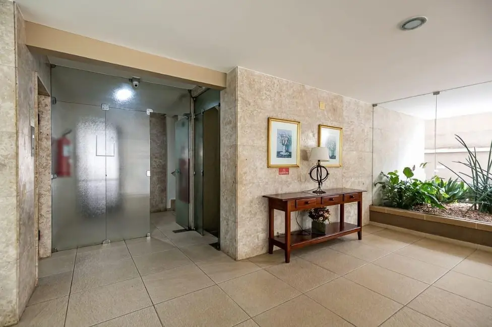 Apartamento com 3 quartos à venda, 98m2 em Itaim Bibi, São Paulo - SP - imagem 2 Foto 2 de Apartamento com 3 quartos à venda, 98m2 em Itaim Bibi, São Paulo - SP