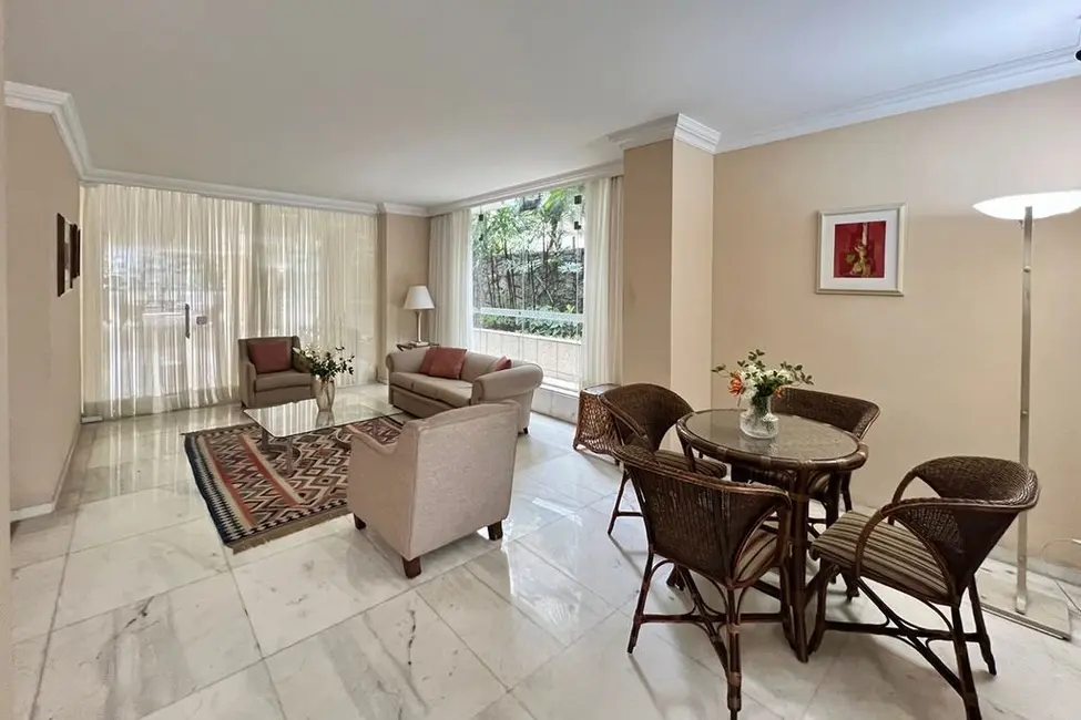 Foto 3 de Apartamento com 2 quartos à venda, 400m2 em Bela Vista, São Paulo - SP