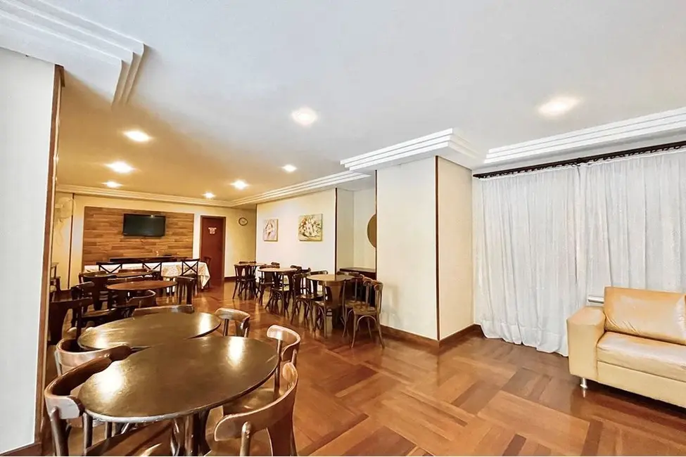 Foto 9 de Apartamento com 3 quartos à venda, 79m2 em Aclimação, São Paulo - SP
