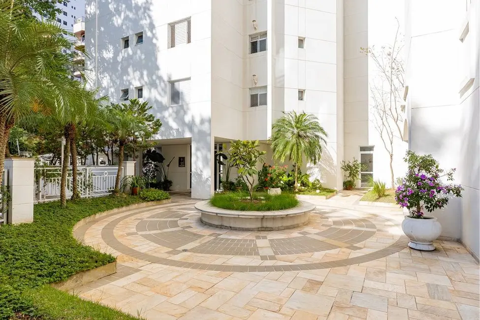 Apartamento com 2 quartos à venda, 74m2 em Real Parque, São Paulo - SP - imagem 3 Foto 3 de Apartamento com 2 quartos à venda, 74m2 em Real Parque, São Paulo - SP