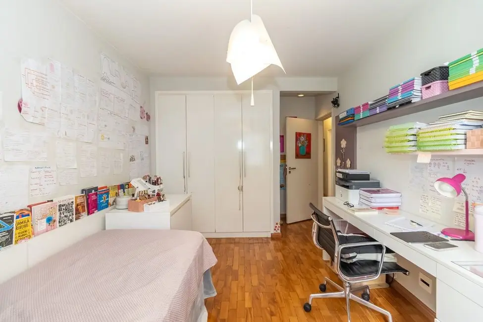 Foto 2 de Apartamento com 4 quartos à venda, 143m2 em Cerqueira César, São Paulo - SP
