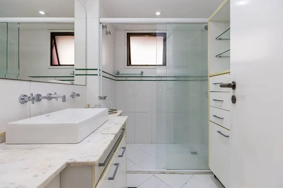 Foto 5 de Apartamento com 3 quartos à venda, 151m2 em Vila Nova Conceição, São Paulo - SP
