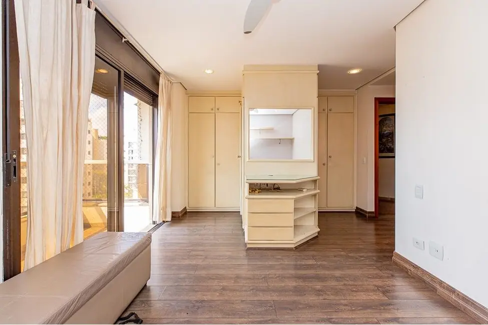 Apartamento com 4 quartos à venda, 200m2 em Brooklin Novo, São Paulo - SP - imagem 3 Foto 3 de Apartamento com 4 quartos à venda, 200m2 em Brooklin Novo, São Paulo - SP