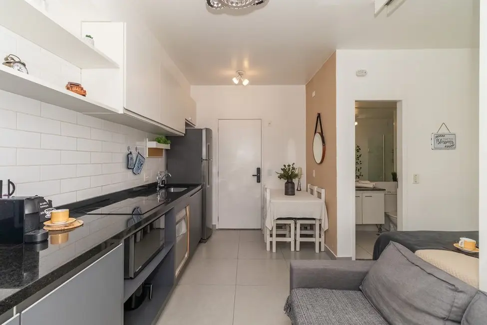 Kitnet com 1 quarto à venda, 31m2 em Santo Amaro, São Paulo - SP - imagem 1 Foto 1 de Kitnet com 1 quarto à venda, 31m2 em Santo Amaro, São Paulo - SP