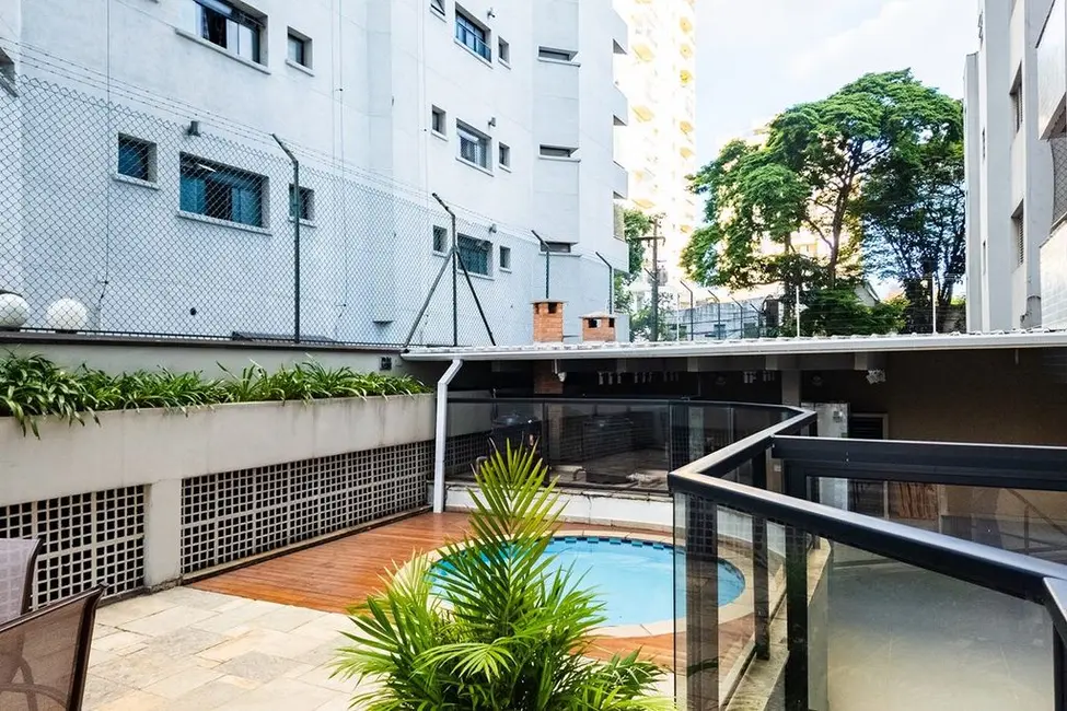Foto 3 de Apartamento com 2 quartos à venda, 93m2 em Moema, São Paulo - SP