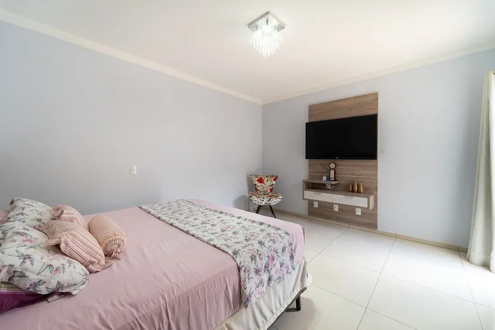 Foto 4 de Casa de Condomínio com 3 quartos à venda, 293m2 em Jardim Colônia, Jundiai - SP