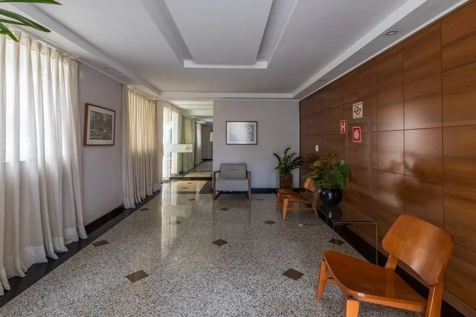 Foto 2 de Apartamento com 2 quartos à venda, 117m2 em Vila Mariana, São Paulo - SP