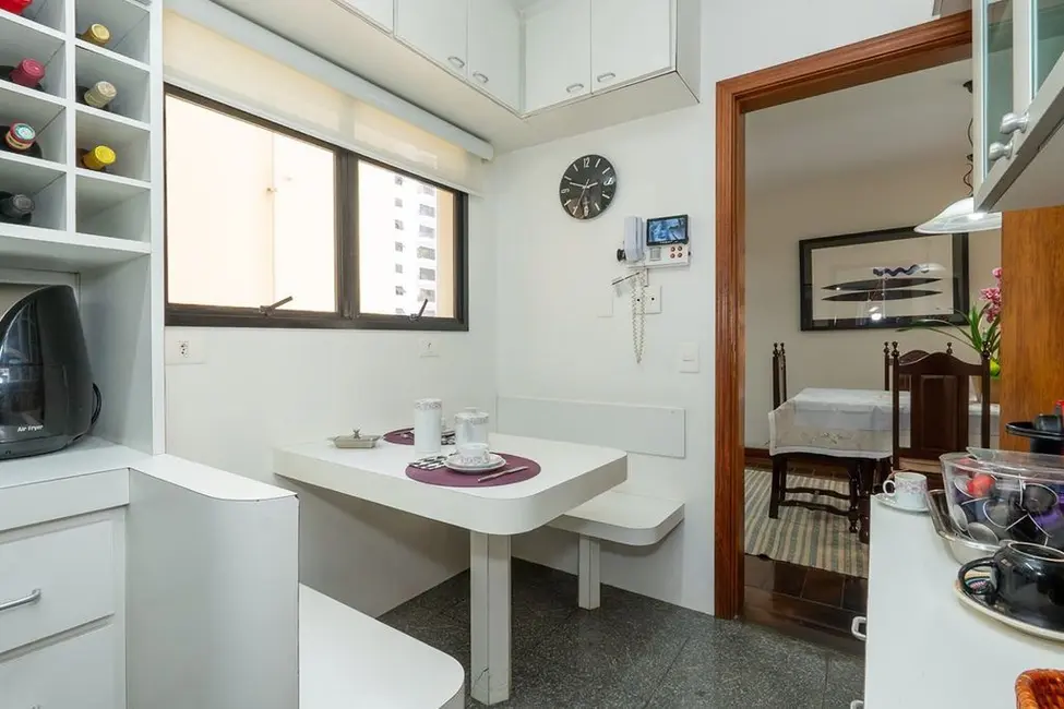 Foto 4 de Apartamento com 3 quartos à venda, 159m2 em Pinheiros, São Paulo - SP